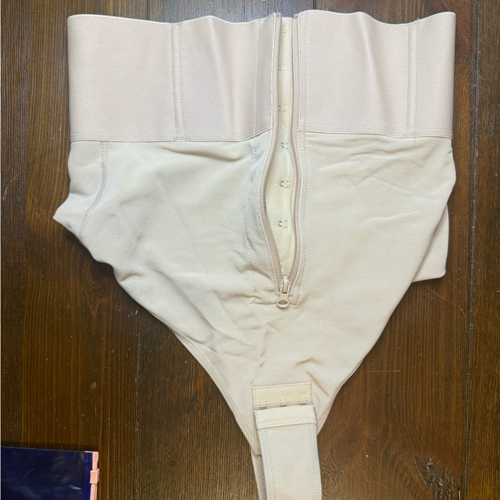 Beige High-Waisted Shapewear